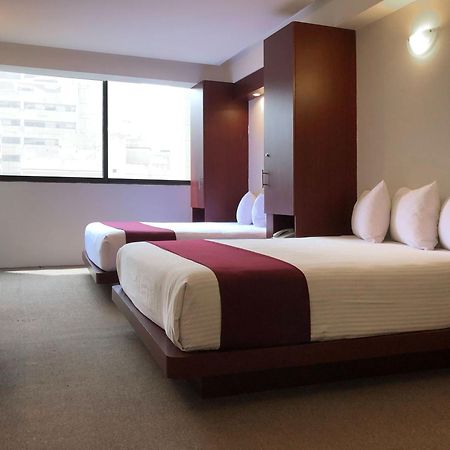 Suites Capri Reforma Angel 380 Mexico City Room photo