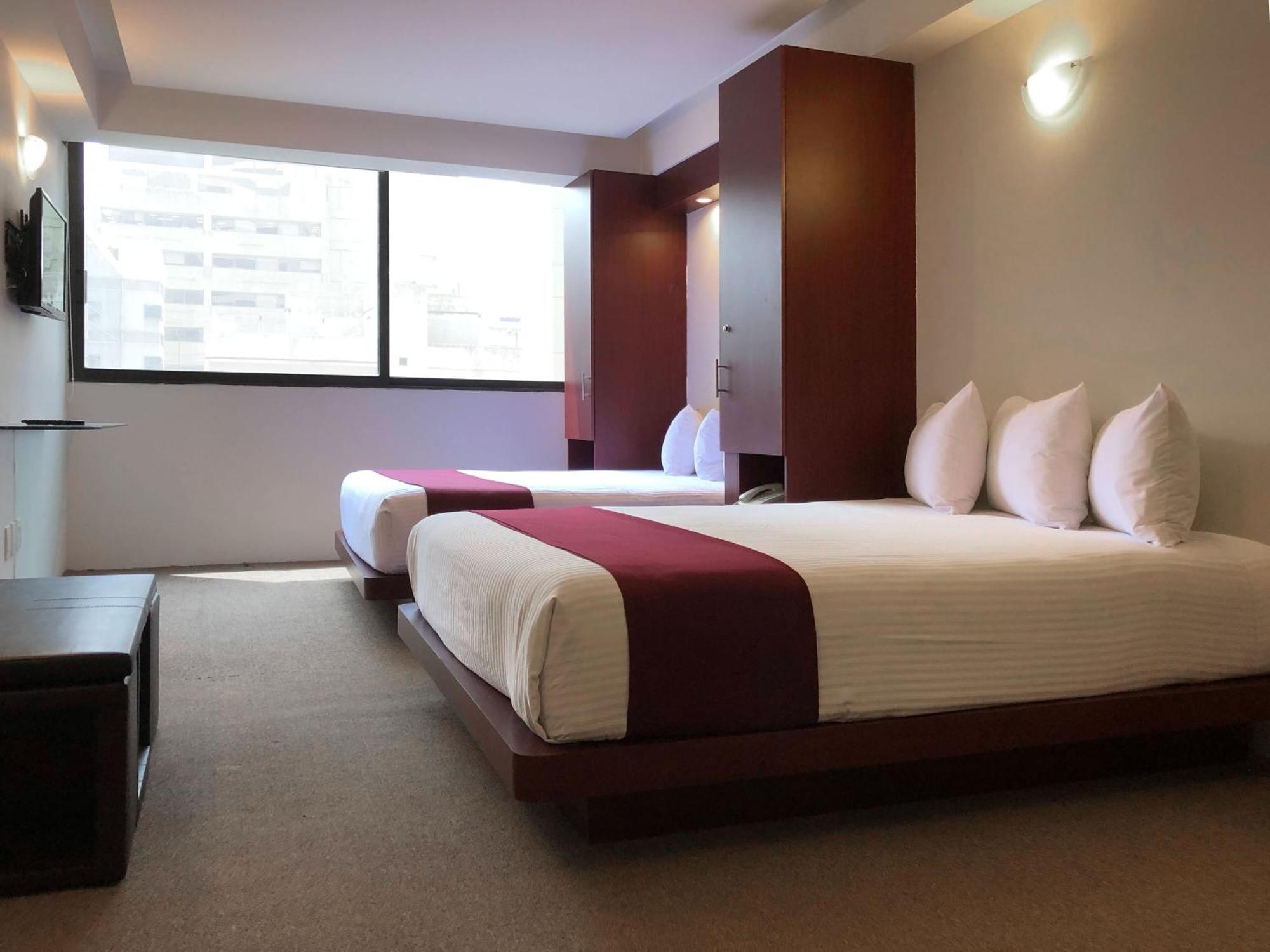 Suites Capri Reforma Angel 380 Mexico City Room photo