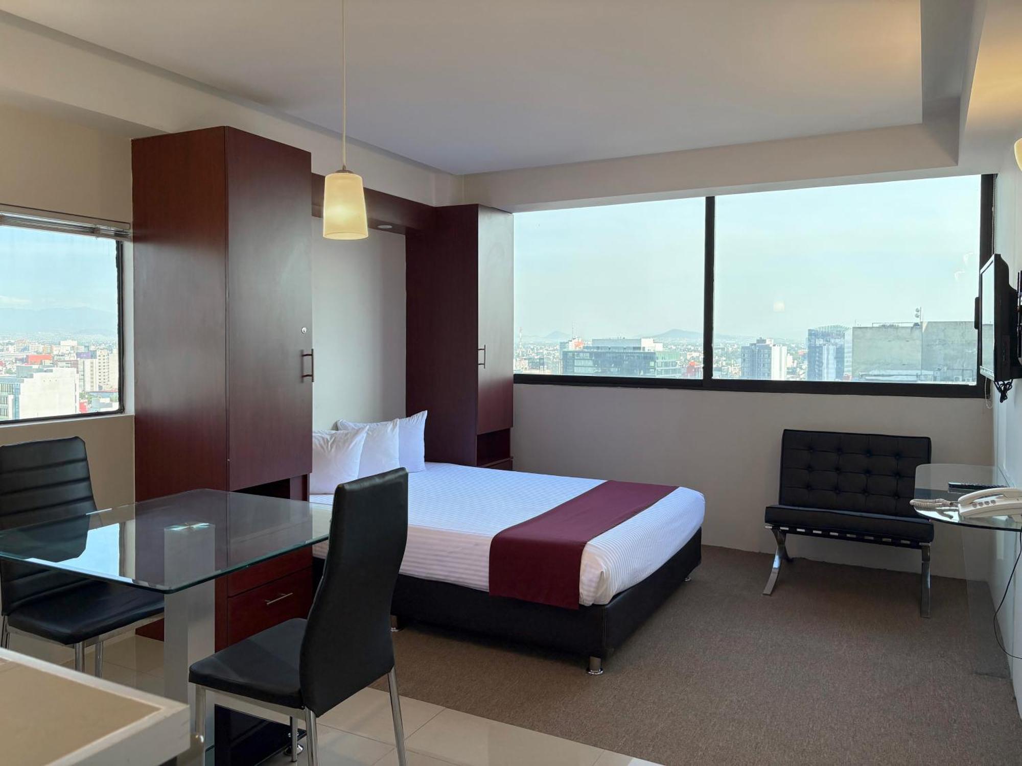 Suites Capri Reforma Angel 380 Mexico City Exterior photo